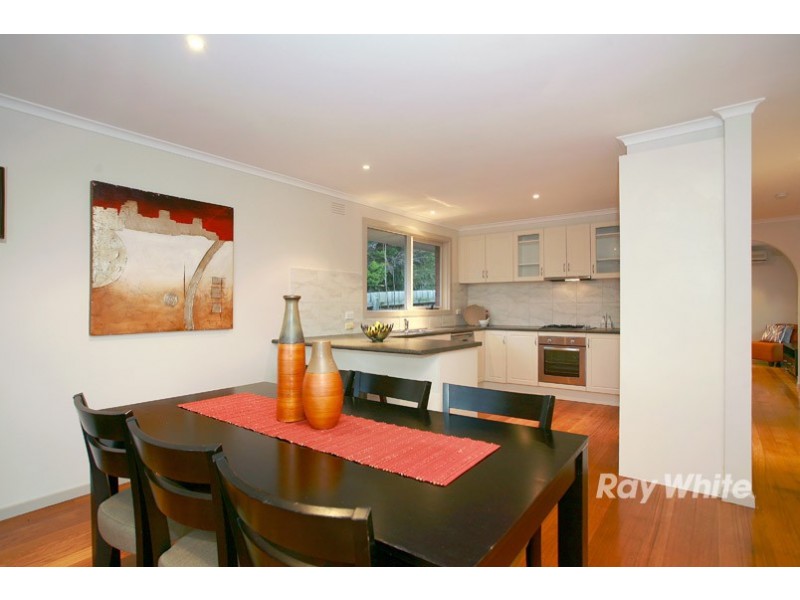 5 Eddington Place, Endeavour Hills VIC 3802