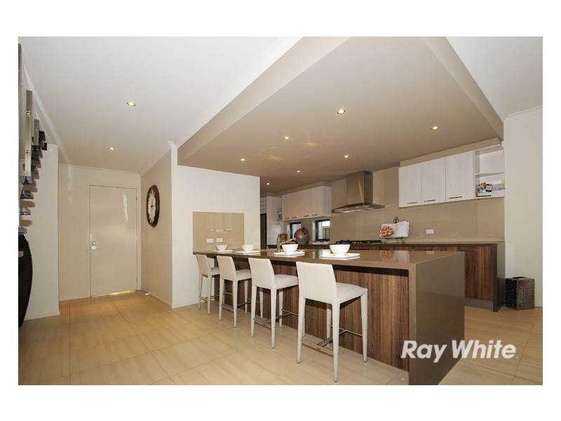 21 John Russell Road, Cranbourne West VIC 3977