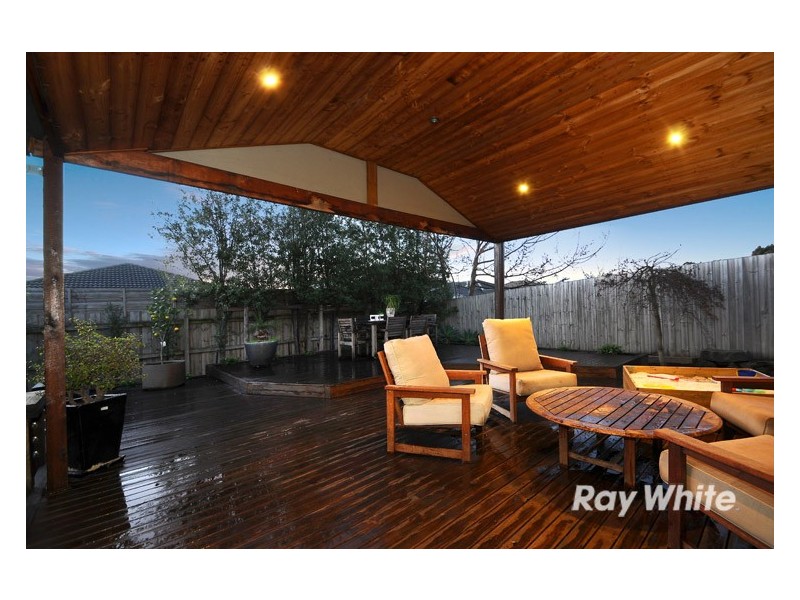 40 Silver Creek Drive, Lynbrook VIC 3975