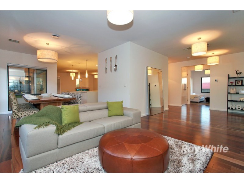 10 Morrant Mews, Lynbrook VIC 3975