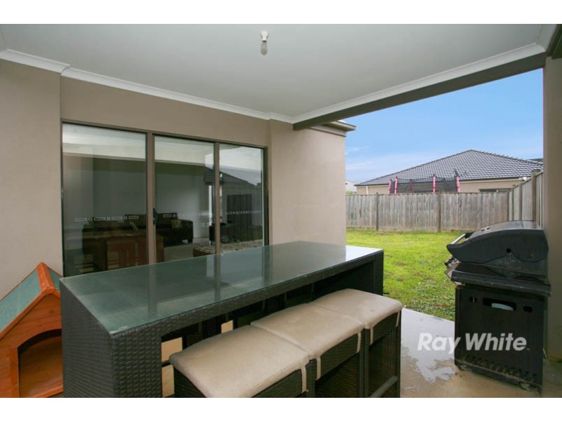 18 Hyperno Way, Sandhurst VIC 3977