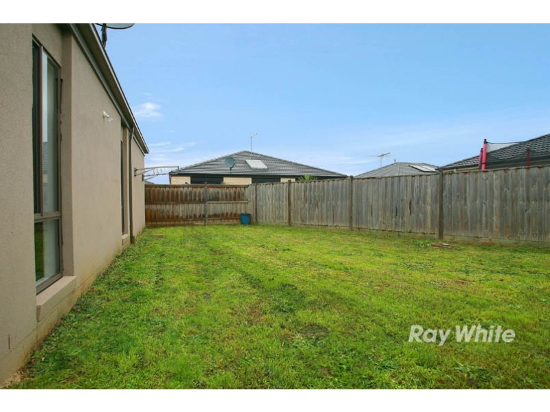 18 Hyperno Way, Sandhurst VIC 3977