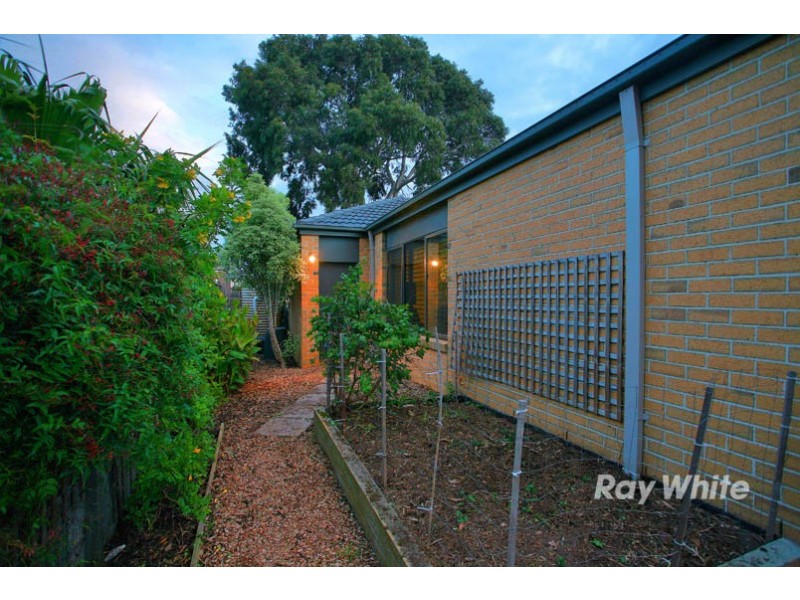 6 Aquanita Close, Lyndhurst VIC 3975