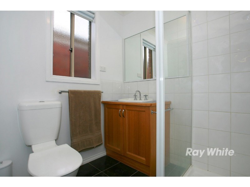 8 Faith Court, Cranbourne West VIC 3977