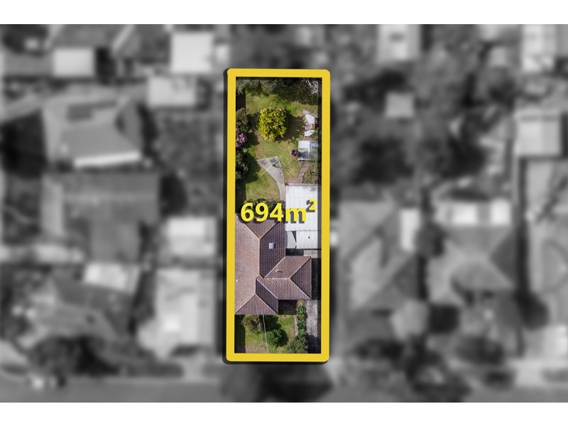 18 Rosalie Avenue, Cranbourne VIC 3977