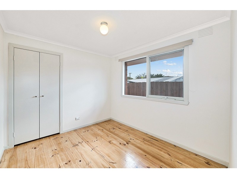 18 Rosalie Avenue, Cranbourne VIC 3977