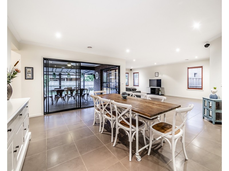 36 Biscay Grove, Lyndhurst VIC 3975