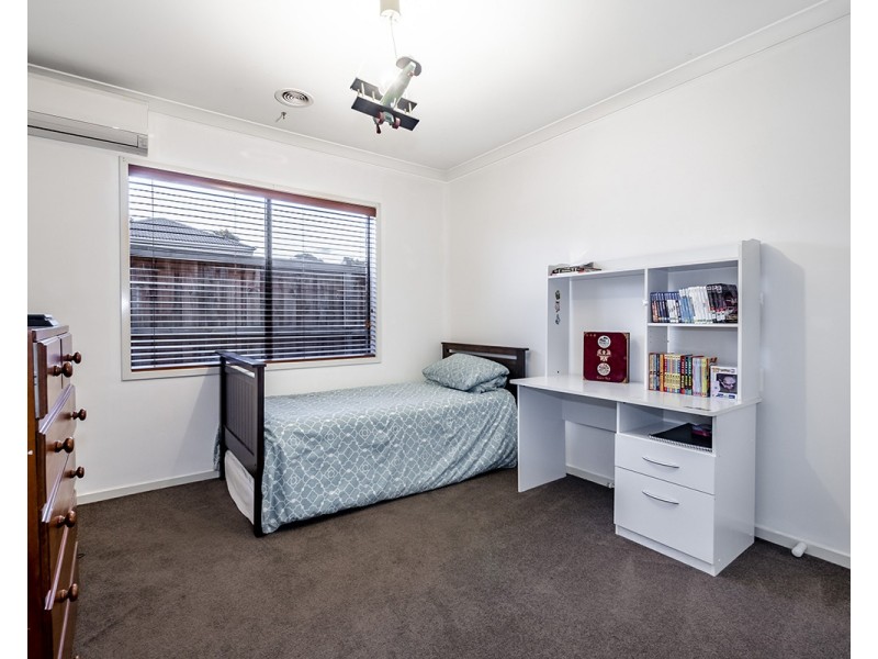 36 Biscay Grove, Lyndhurst VIC 3975