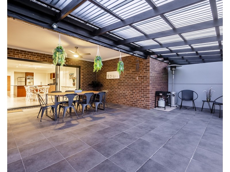 36 Biscay Grove, Lyndhurst VIC 3975