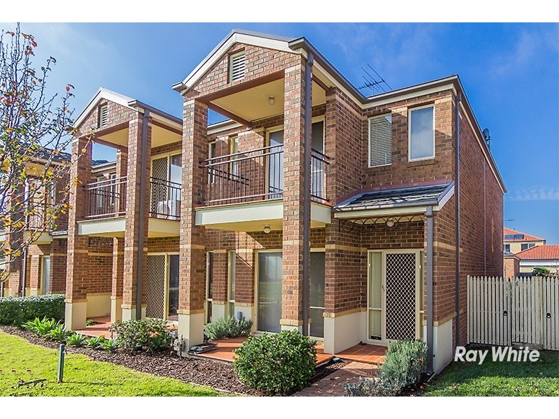 5 Gables Walk, Narre Warren South VIC 3805