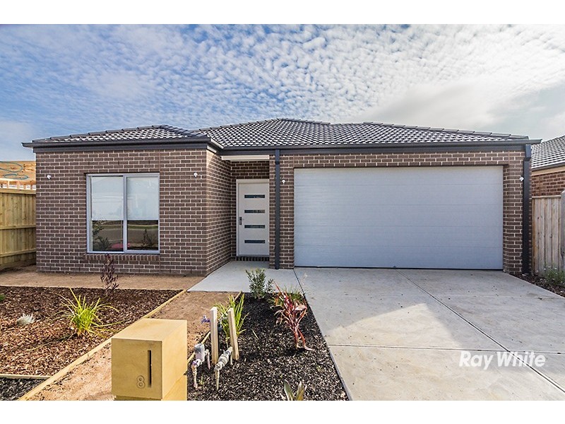8 George Fredericks Road, Cranbourne West VIC 3977