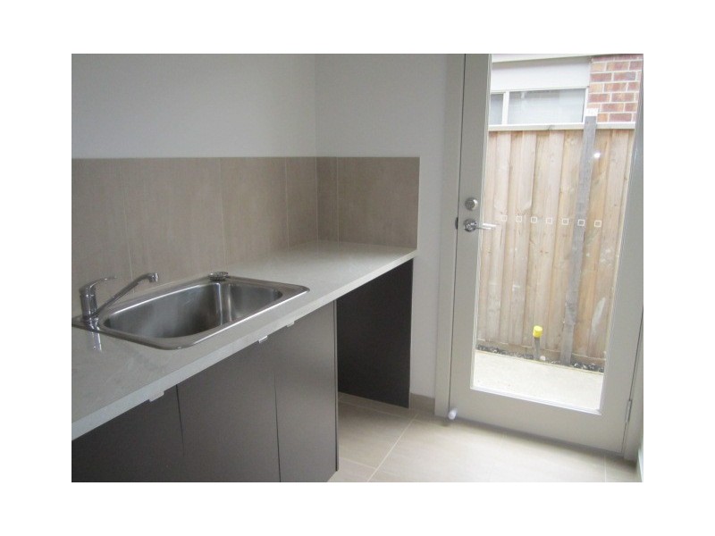 8 George Fredericks Road, Cranbourne West VIC 3977