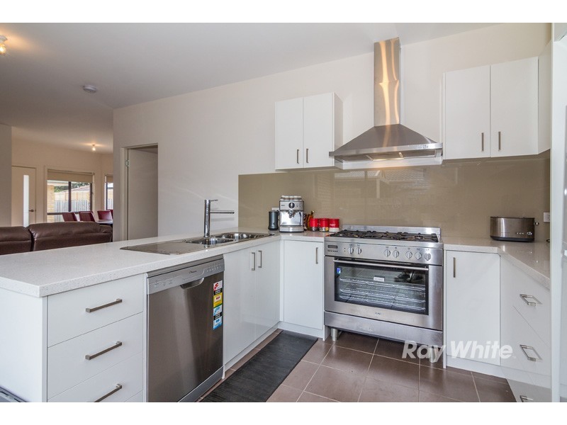 28A Cochrane Street, Cranbourne VIC 3977