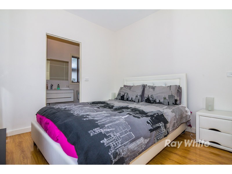 28A Cochrane Street, Cranbourne VIC 3977