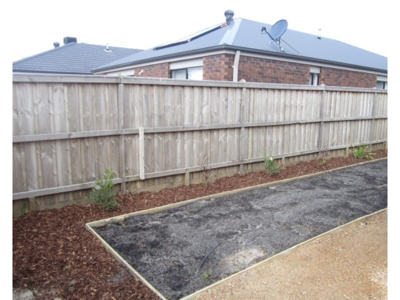 9 Illawarra Avenue, Clyde VIC 3978