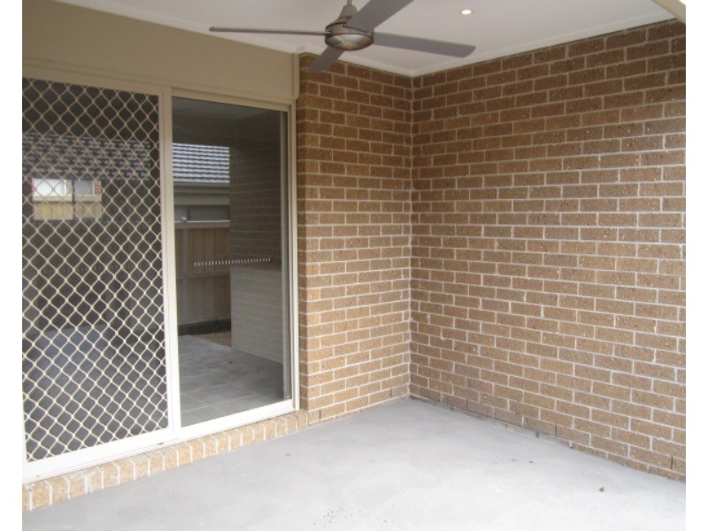 9 Illawarra Avenue, Clyde VIC 3978