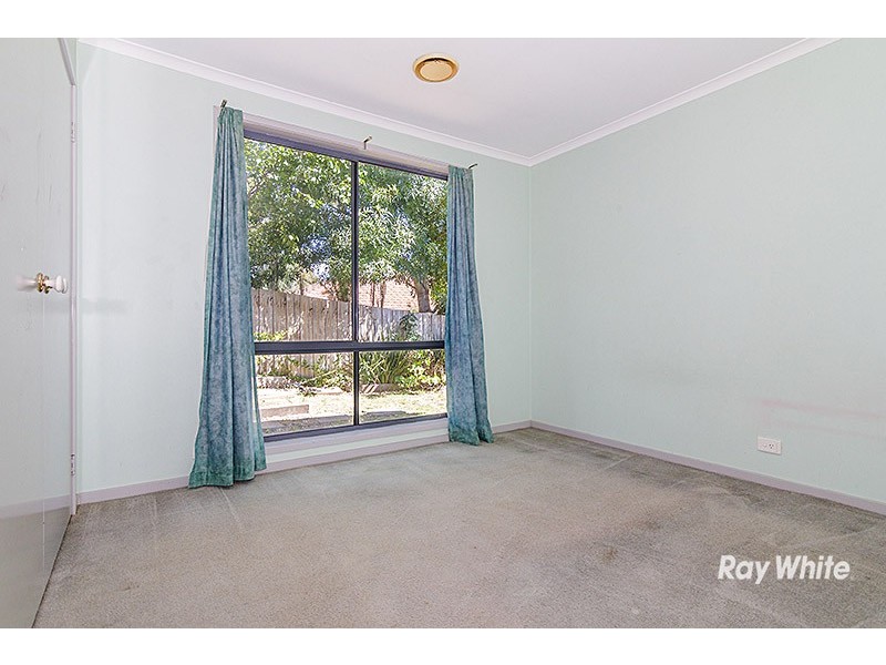 15 Bowman Close, Narre Warren South VIC 3805
