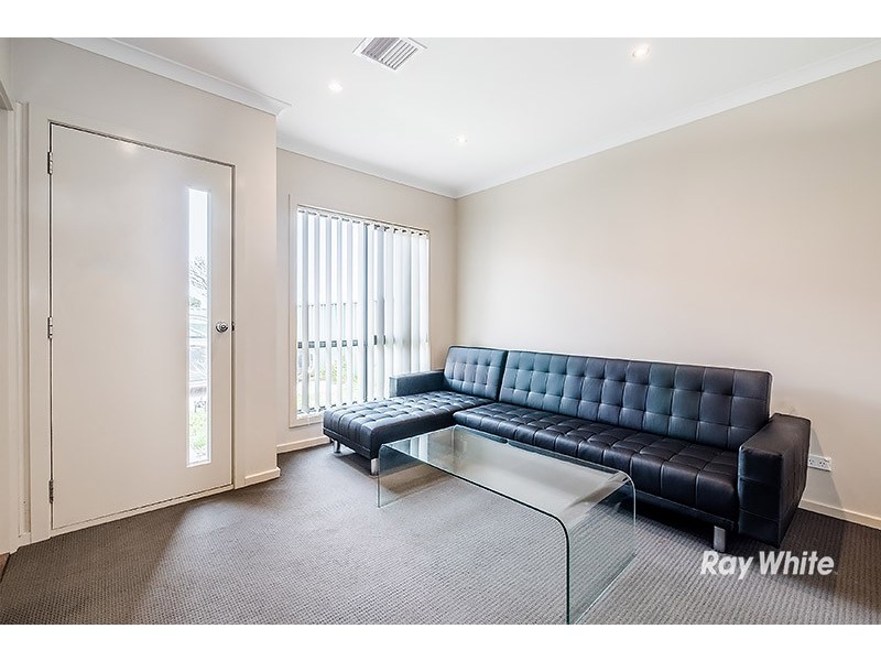 6/180 Henry Road, Pakenham VIC 3810