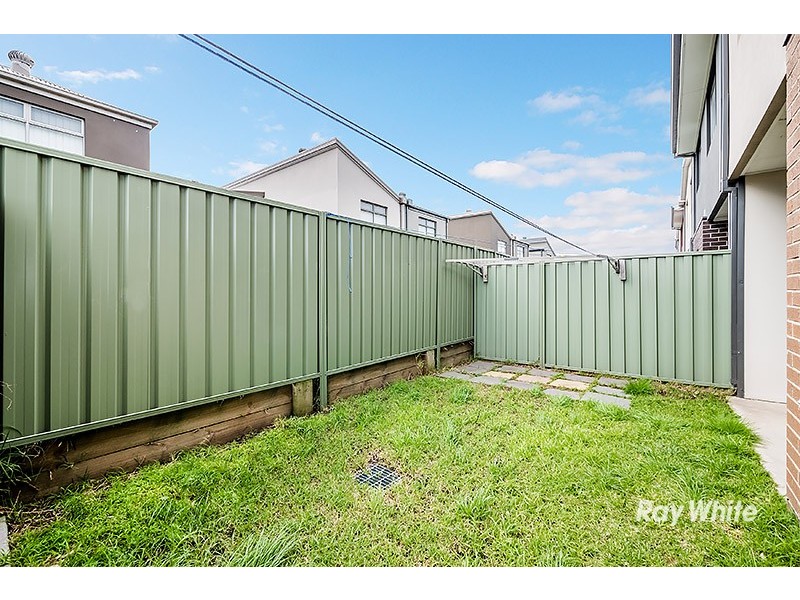 6/180 Henry Road, Pakenham VIC 3810