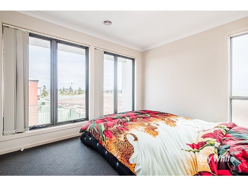 6/180 Henry Road, Pakenham VIC 3810