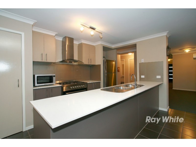 2 Watt Place, Lyndhurst VIC 3975