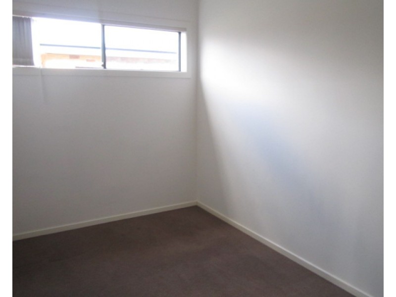 12 Datura Avenue, Cranbourne North VIC 3977