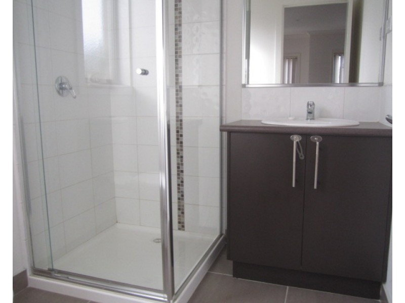 12 Datura Avenue, Cranbourne North VIC 3977