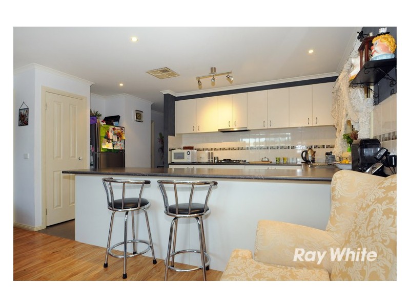 12 Venus Place, Cranbourne VIC 3977