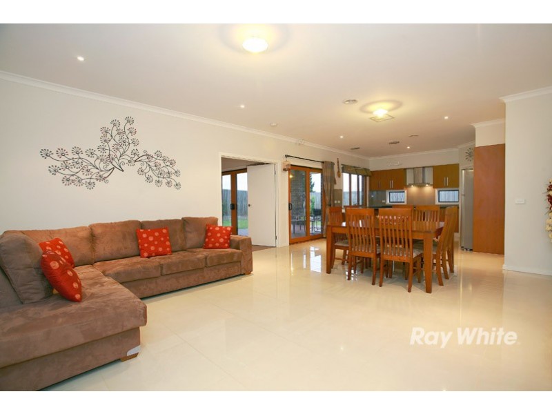 31 Elliott Parade, Lynbrook VIC 3975