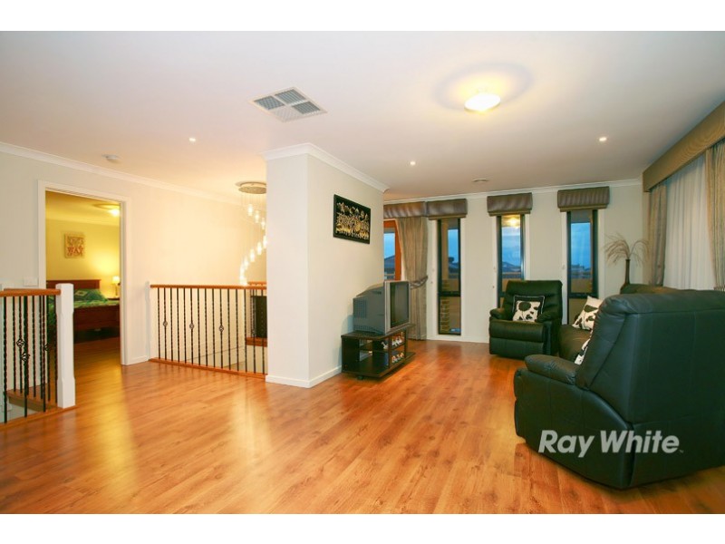 31 Elliott Parade, Lynbrook VIC 3975