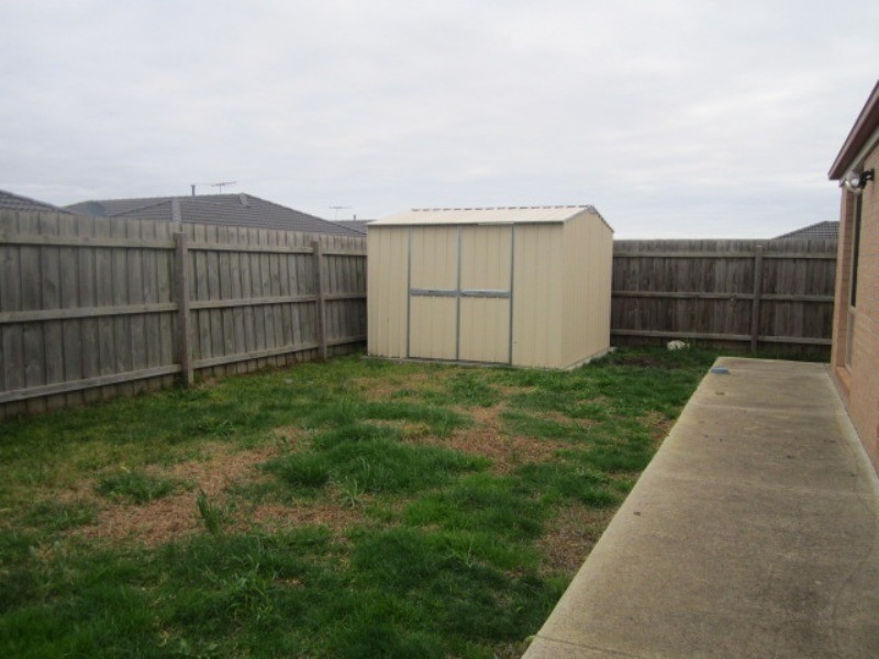 37 Kulkami Way, Cranbourne West VIC 3977