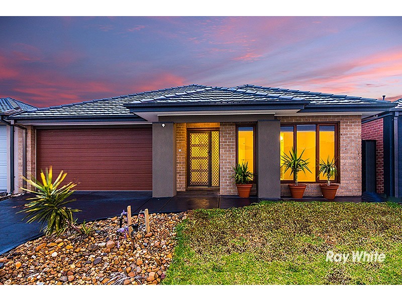 12 Falabela Road, Clyde North VIC 3978