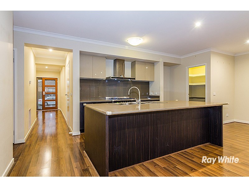 12 Falabela Road, Clyde North VIC 3978