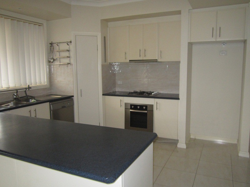 22 Devaney Avenue, Lynbrook VIC 3975