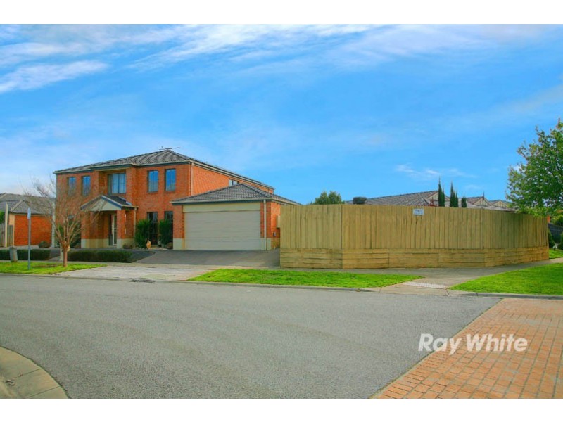 18 Silky Oak Drive, Cranbourne VIC 3977