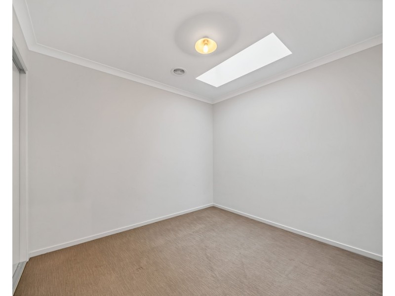 10 Sticht Way, Clyde North VIC 3978