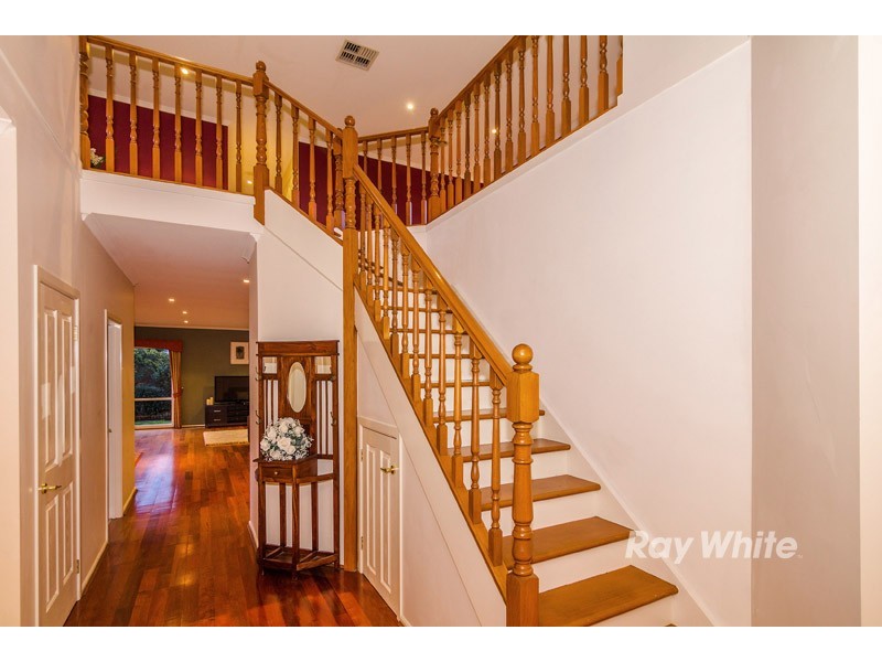 22 Springwater Crescent, Cranbourne VIC 3977