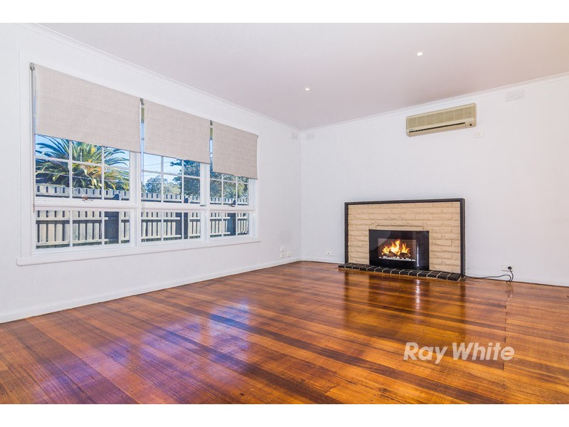 154 Clarendon Street, Cranbourne VIC 3977