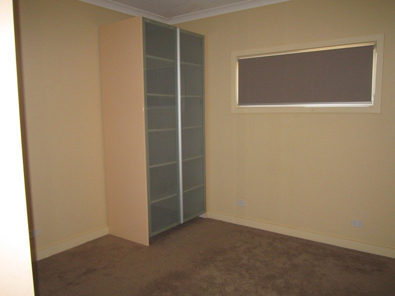 13 Aisbett Close, Lynbrook VIC 3975