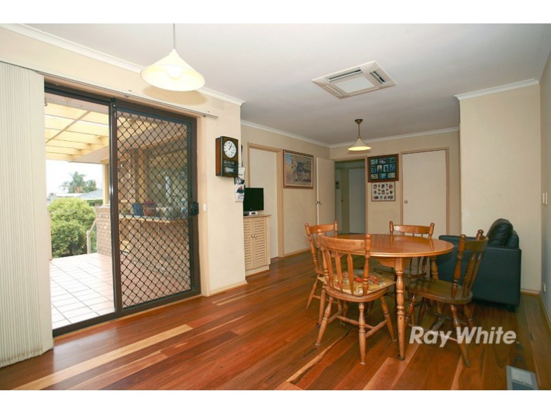 4 Glenway Drive, Dingley Village VIC 3172