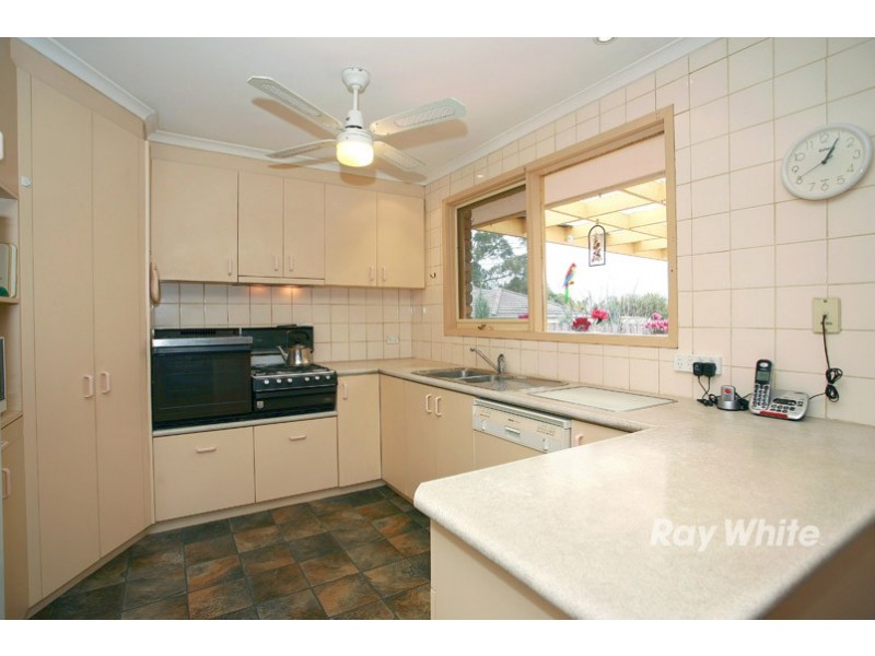 4 Glenway Drive, Dingley Village VIC 3172