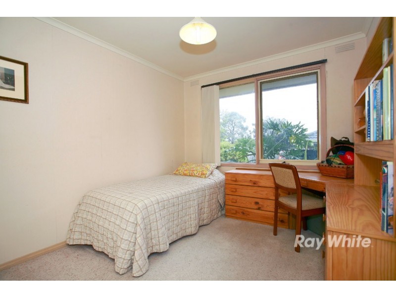 4 Glenway Drive, Dingley Village VIC 3172