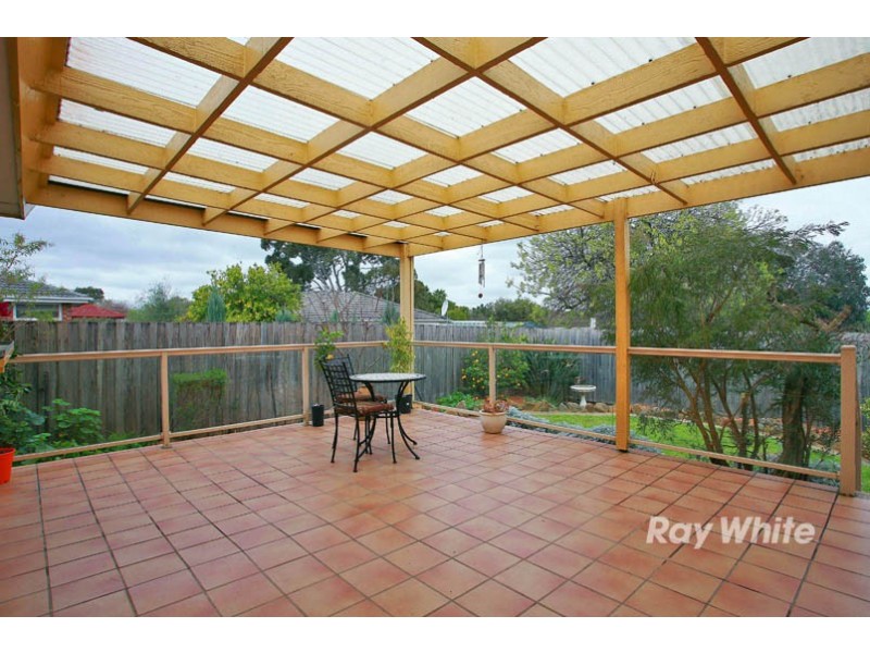 4 Glenway Drive, Dingley Village VIC 3172