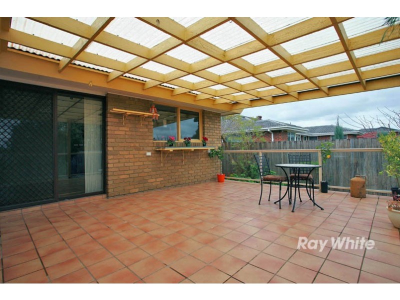 4 Glenway Drive, Dingley Village VIC 3172