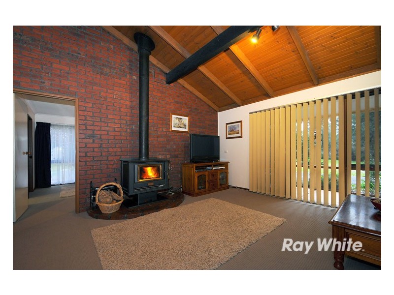 70 Gentle Annie Drive, Blind Bight VIC 3980