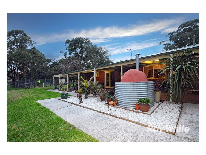70 Gentle Annie Drive, Blind Bight VIC 3980