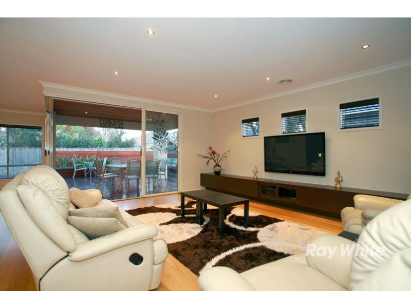 10 Sunline Way, Lyndhurst VIC 3975