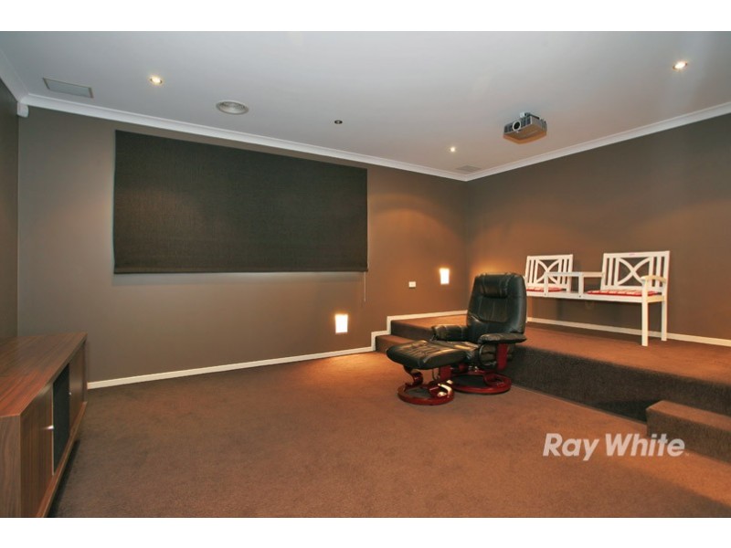 10 Sunline Way, Lyndhurst VIC 3975