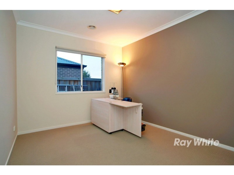 10 Sunline Way, Lyndhurst VIC 3975