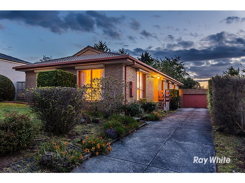 5 Salignus Court, Narre Warren VIC 3805